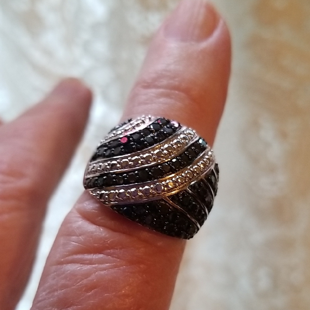 Silver ring with Diamonds